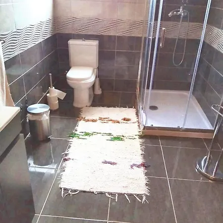 Casa vacanze Spacious House In - Shared Garden - 120 M²