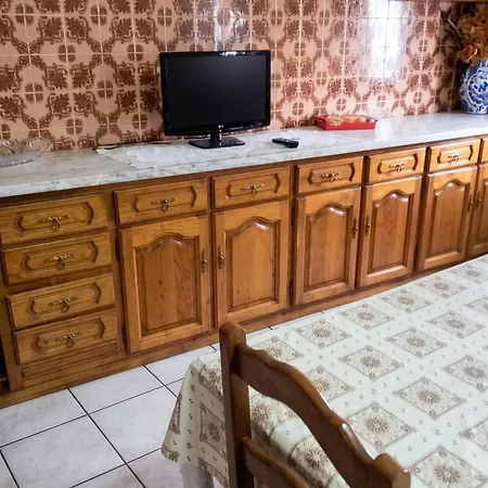 Spacious House In - Shared Garden - 120 M²