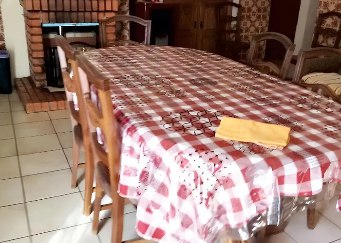 Spacious House In - Shared Garden - 120 M² * Bragança