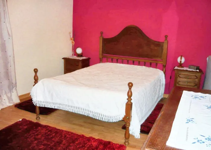 Spacious House In - Shared Garden - 120 M² *